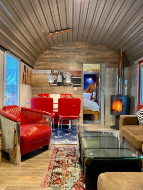 Gleis 2, Waggon mit Ofen, optional mit Whirlpool und Sauna